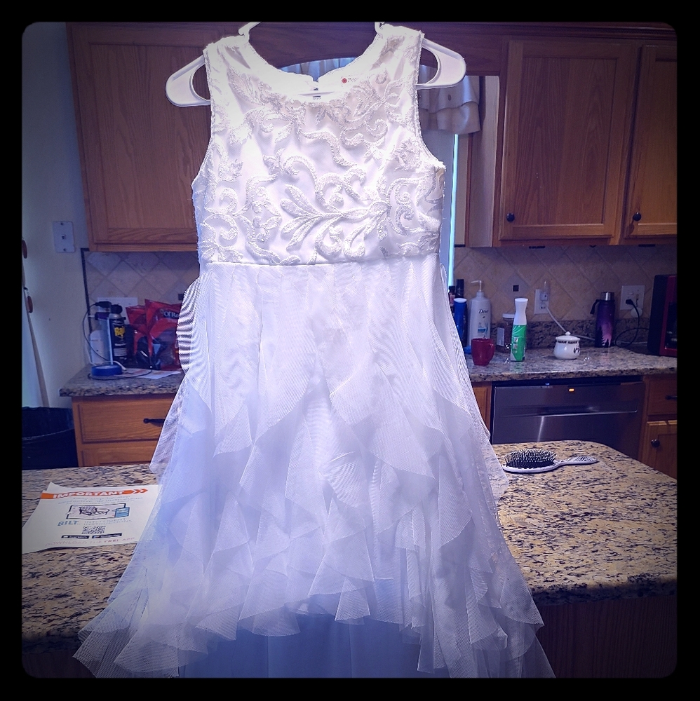Girl's Dress